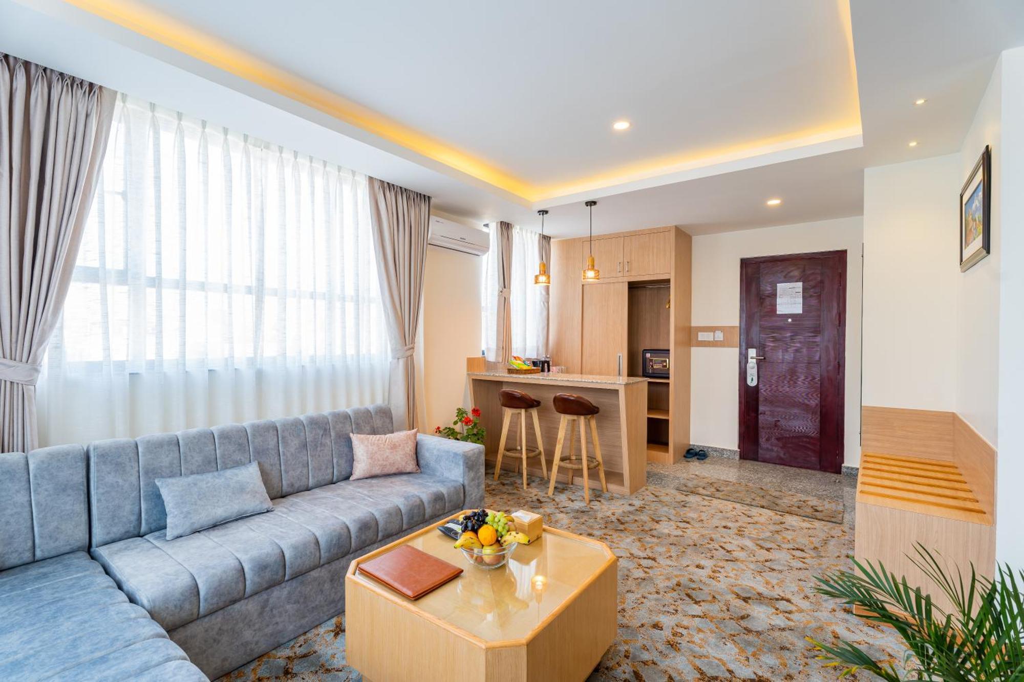 Hotel Crystal Pashupati กาฐมาณฑุ ภายนอก รูปภาพ